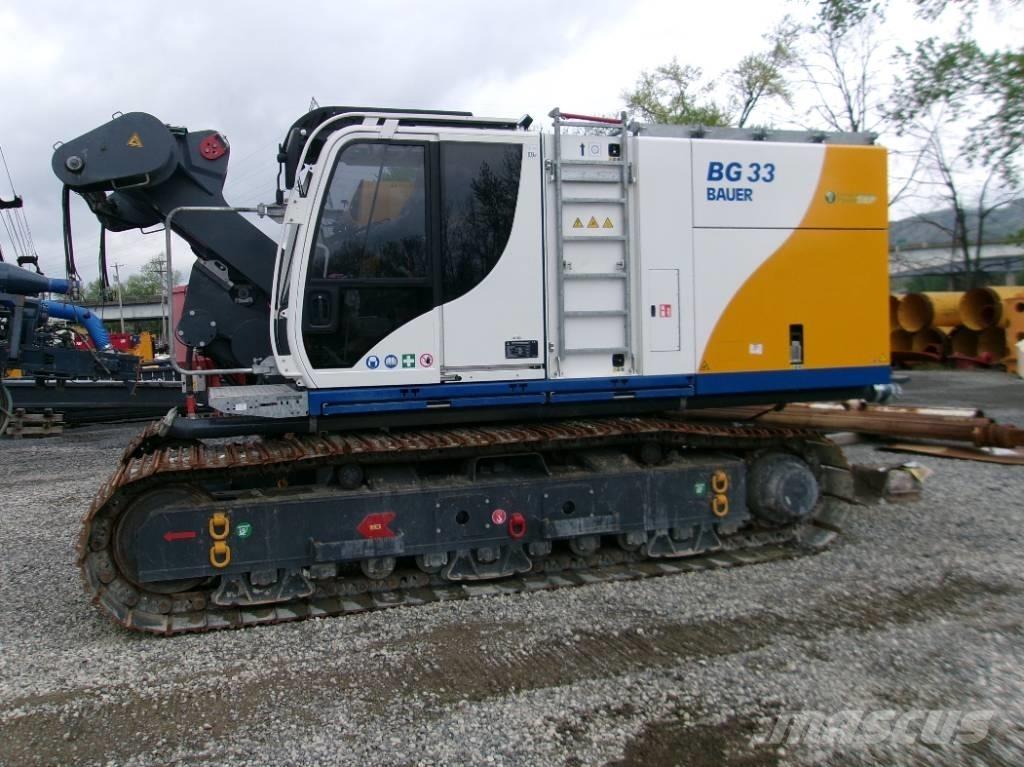 Bauer BG 33 V Стаціонарні бурові установки