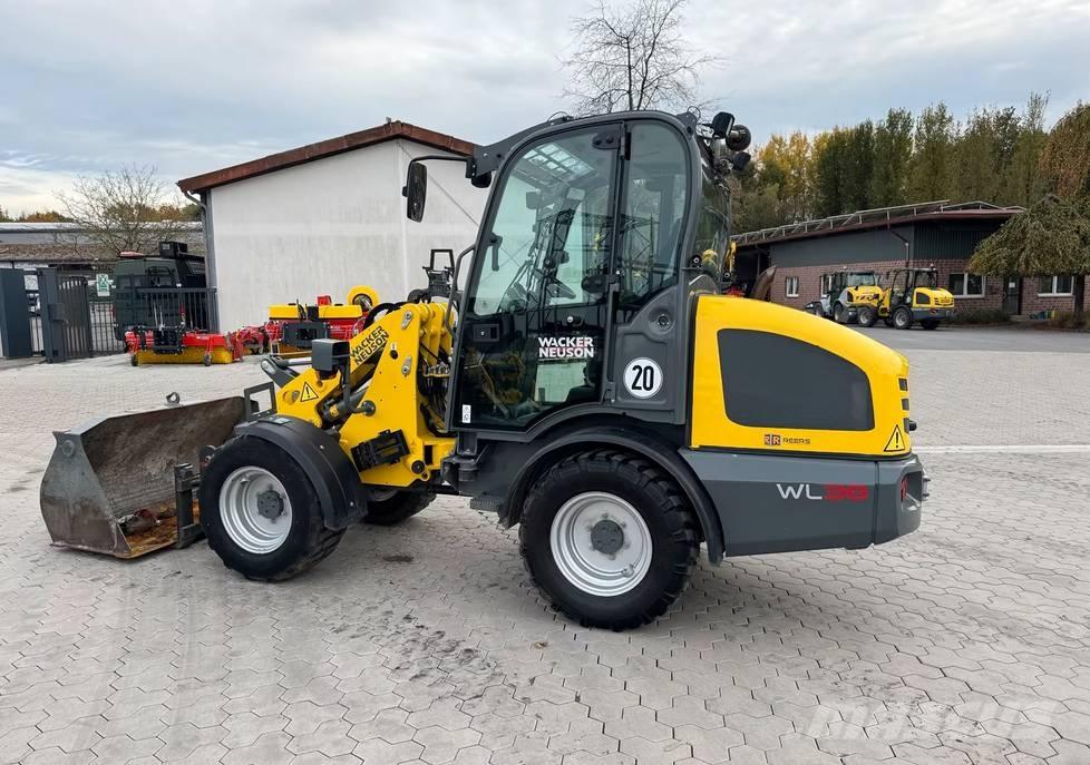 Wacker Neuson WL 38 Фронтальні навантажувачі