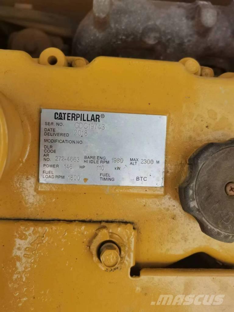CAT 320 D Гусеничні екскаватори