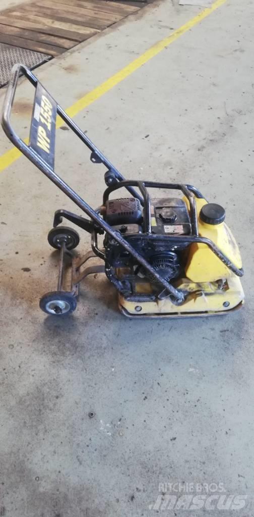 Wacker WP 1550 W Віброплити та вібротрамбовки