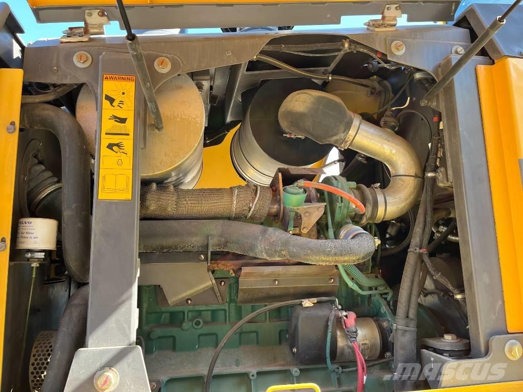 Volvo G 940 Грейдери