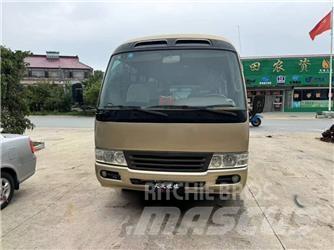Toyota Coaster Мікроавтобуси