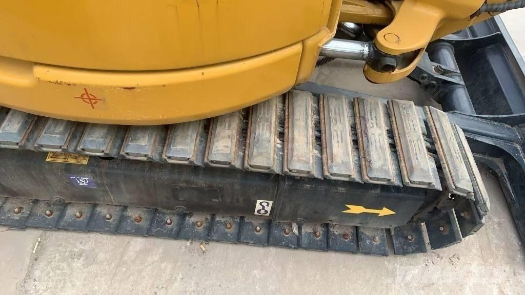 CAT 303 Гусеничні екскаватори