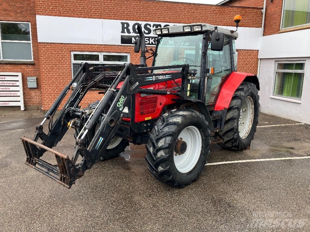 Massey Ferguson 6255 Трактори