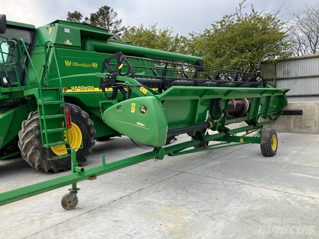 John Deere 9680 WTS Зернозбиральні комбайни