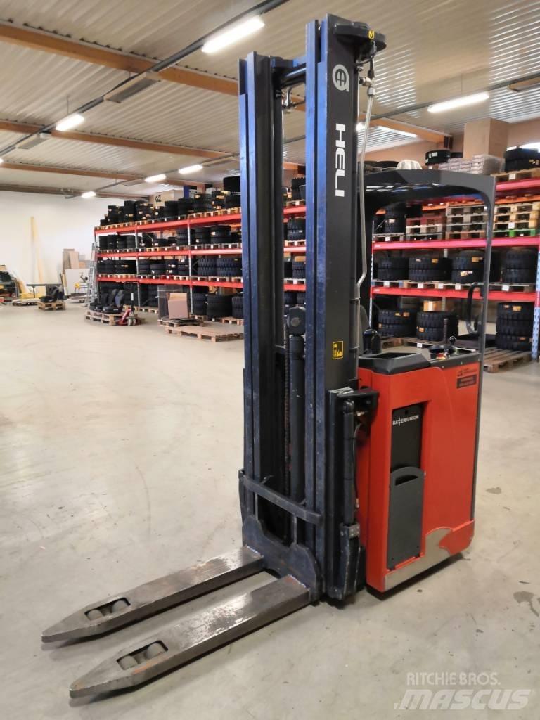 Abeko SW1600TTFYIS Самохідні електроштабелери