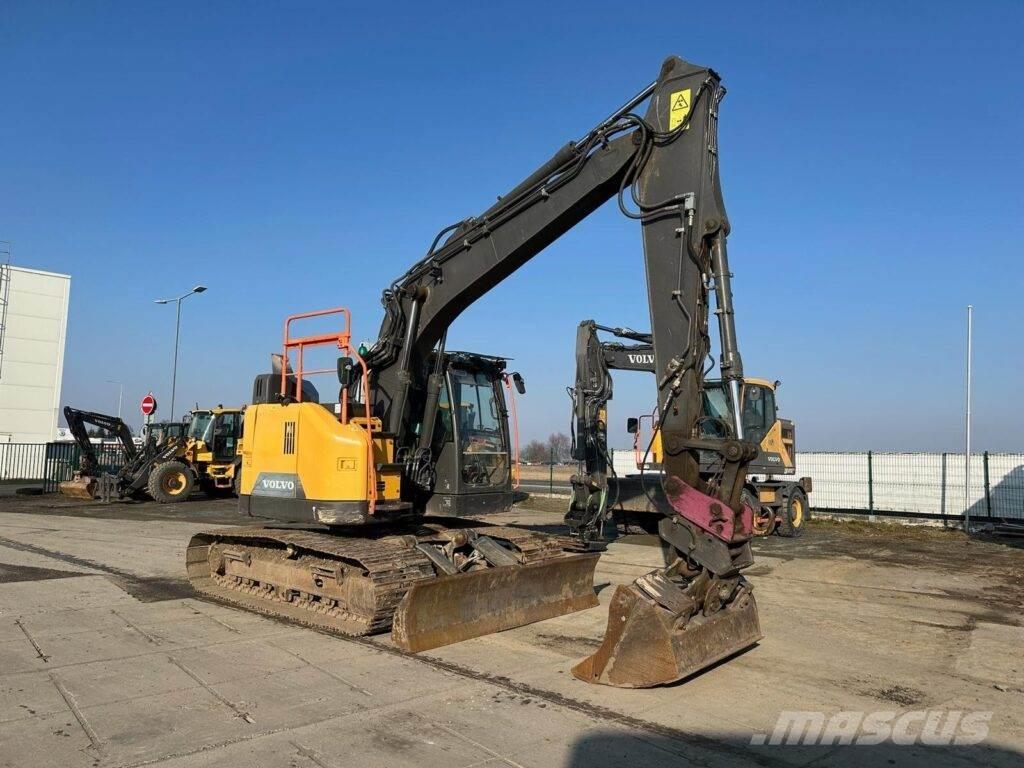 Volvo ECR145EL Гусеничні екскаватори