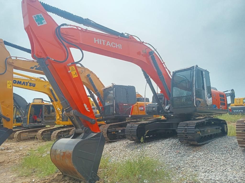 Hitachi ZX 240 Гусеничні екскаватори