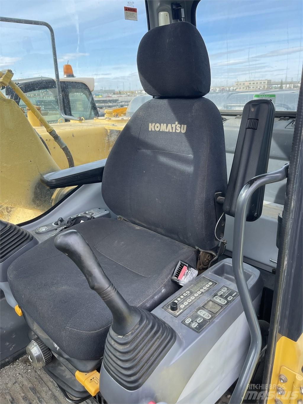 Komatsu PC 200 LC-7 Гусеничні екскаватори