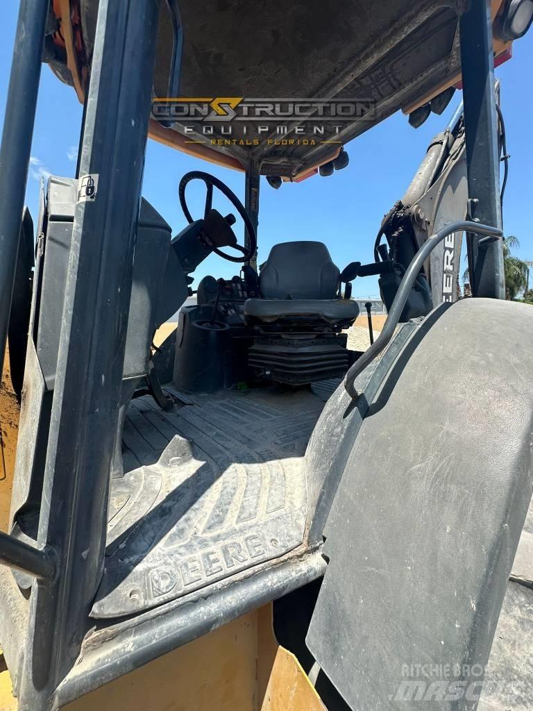 DEERE 410J Екскаватори-навантажувачі