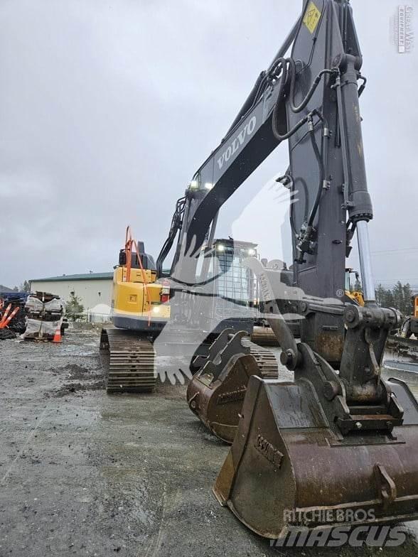 Volvo ECR235EL Гусеничні екскаватори