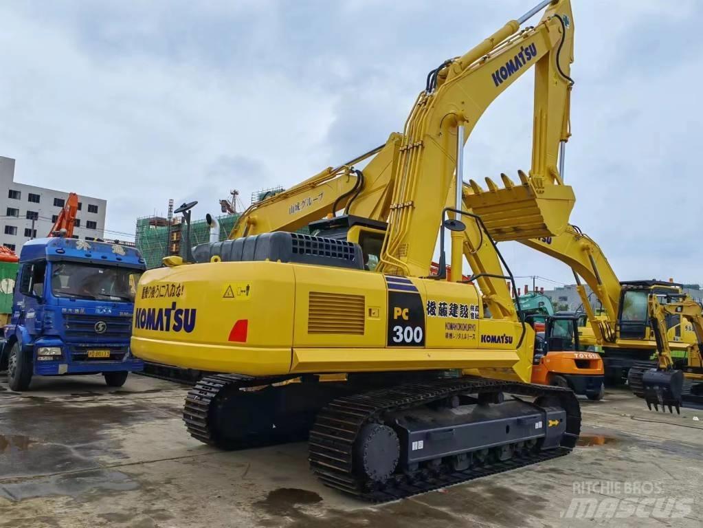 Komatsu PC 300-8 Гусеничні екскаватори