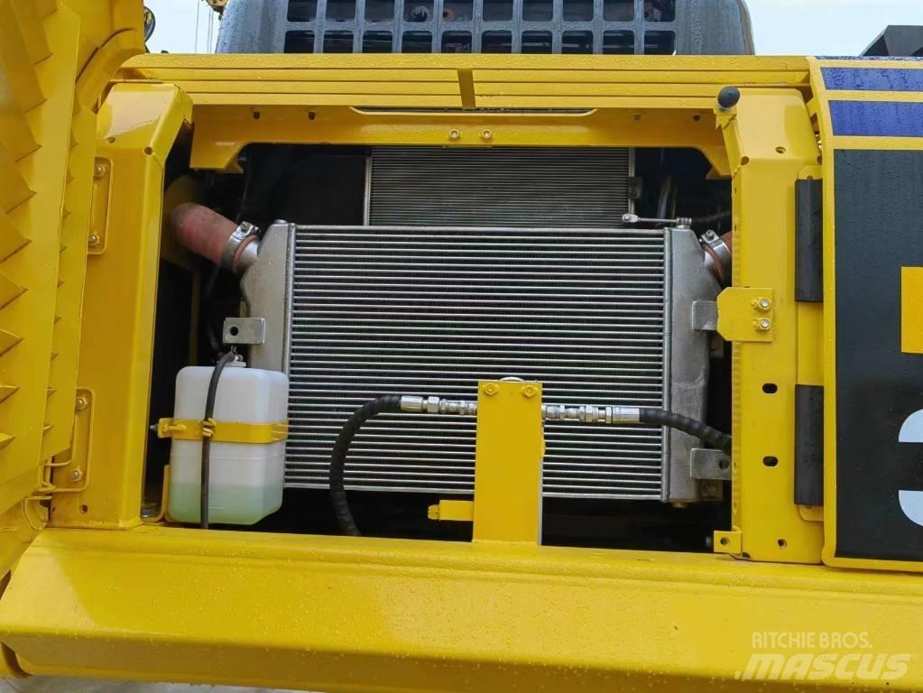 Komatsu PC 300-8 Гусеничні екскаватори