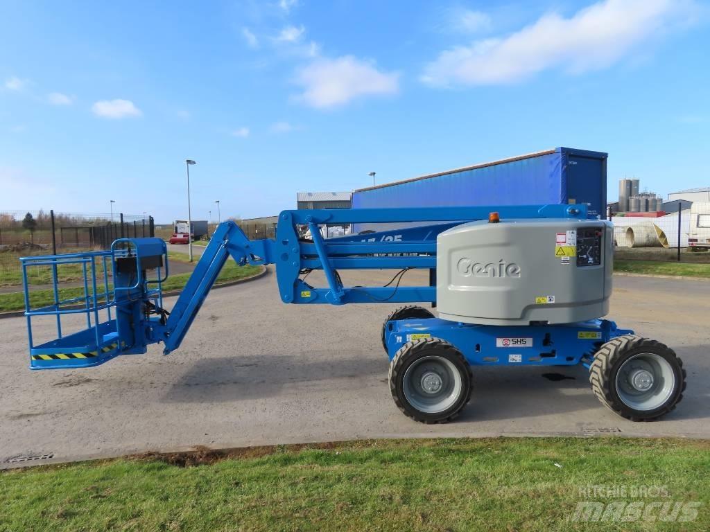 Genie Z 45/25 Колінчаті підйомники