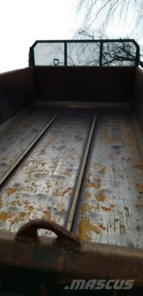 Sisu E11 Самоскиди