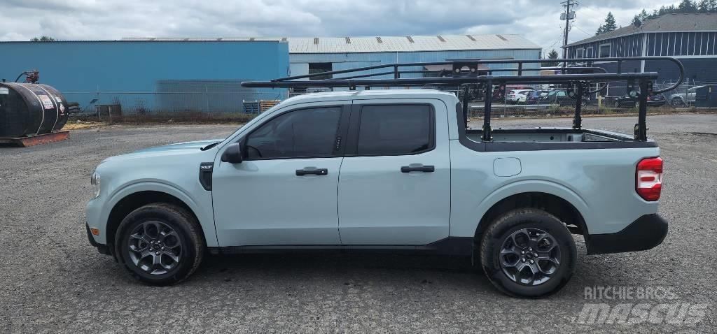 Ford Maverick Автомобілі