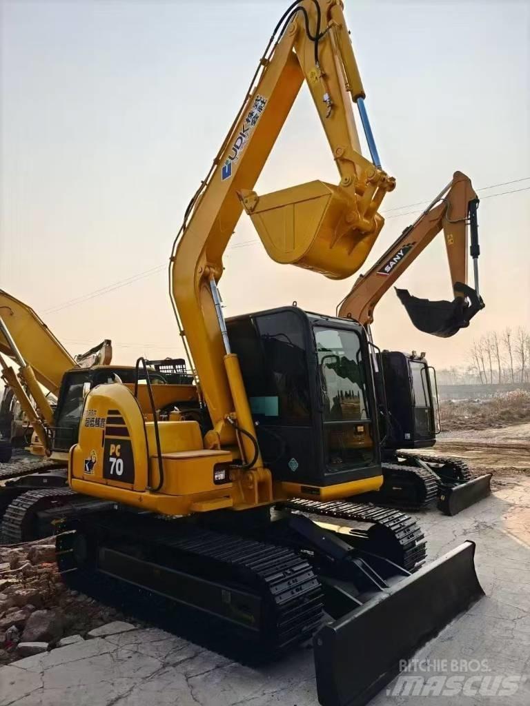 Komatsu 70-8 Гусеничні екскаватори