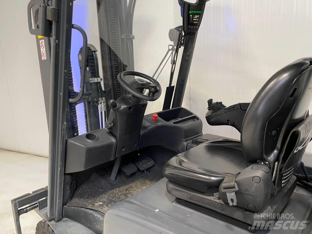 Linde E30L-01 Електронавантажувачі