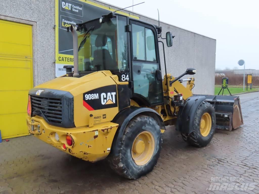 CAT 908M Фронтальні навантажувачі