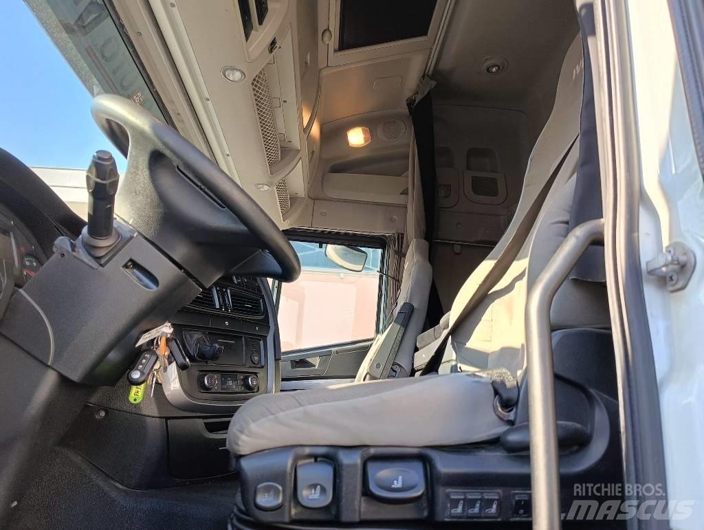 Iveco STRALIS 510 XP Тягачі