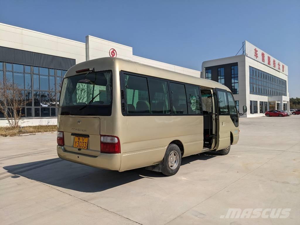 Toyota Coaster Bus Мікроавтобуси