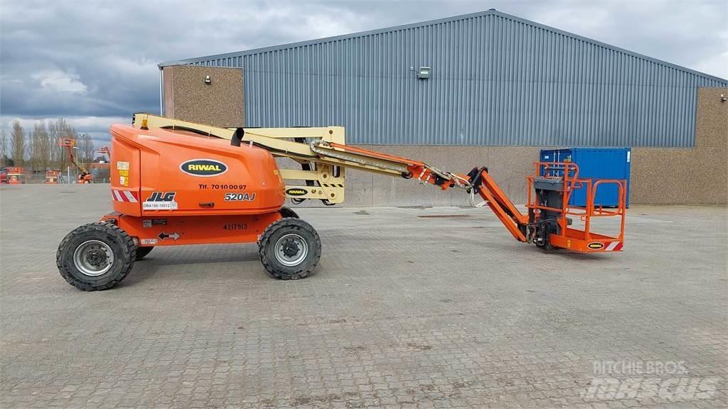 JLG 520AJ Колінчаті підйомники