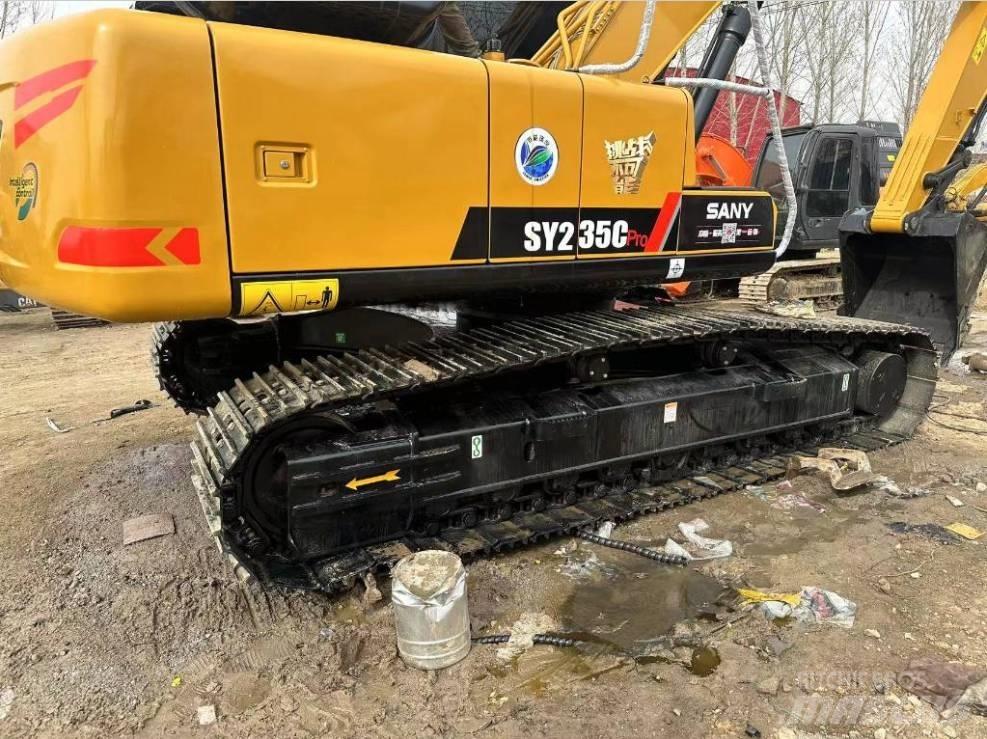 Sany SY 235 C Гусеничні екскаватори
