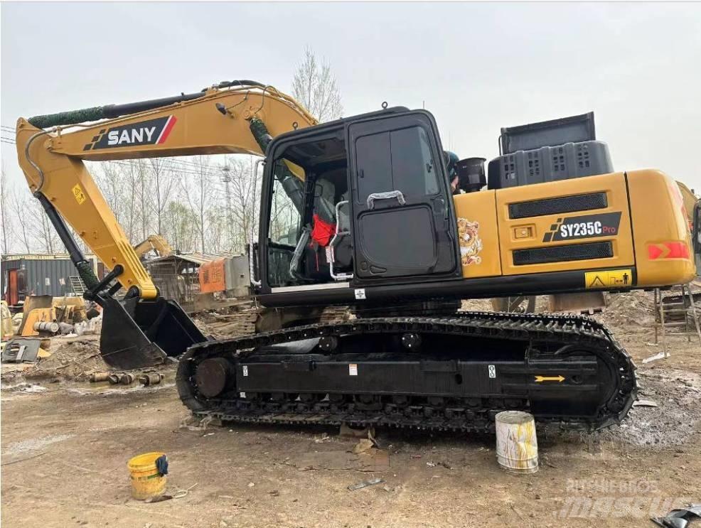 Sany SY 235 C Гусеничні екскаватори
