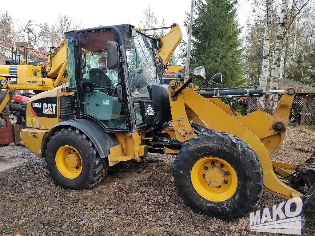 CAT 906 M Фронтальні навантажувачі