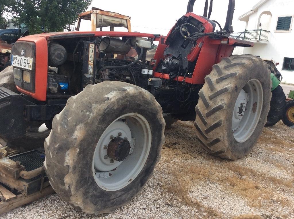 Massey Ferguson 4270 Двигуни