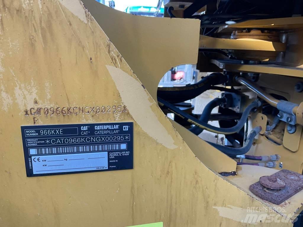 CAT 966K XE Фронтальні навантажувачі
