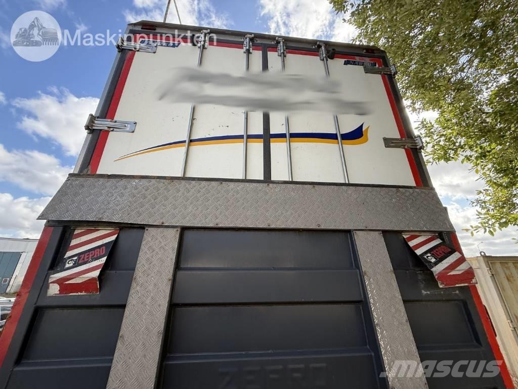 Scania R 520 LB Фургони