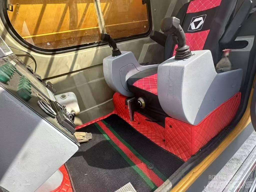 XCMG 130K автокрани