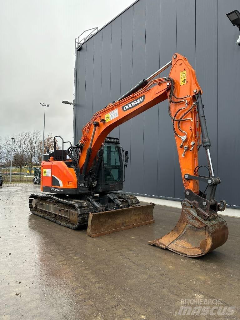 Doosan DX 140 LCR-5 Гусеничні екскаватори