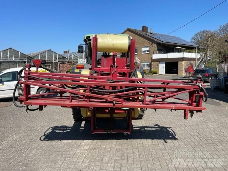 Hardi LX 800 Причіпні обприскувачі