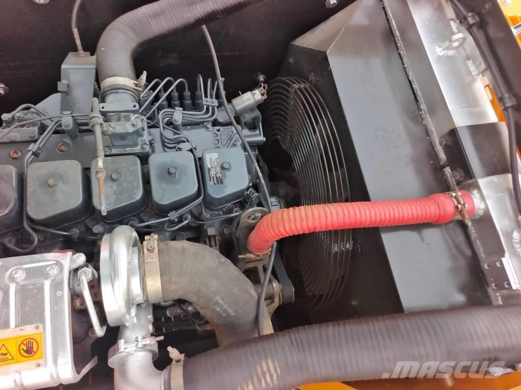 Hyundai 220 LC -9S Гусеничні екскаватори