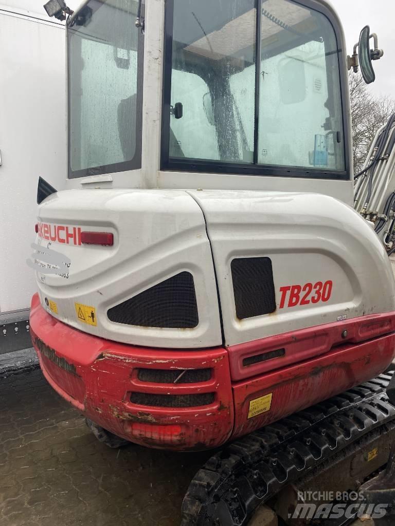 Takeuchi TB 230 Міні-екскаватори < 7т