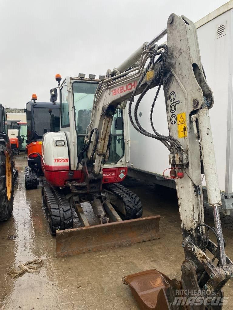 Takeuchi TB 230 Міні-екскаватори < 7т