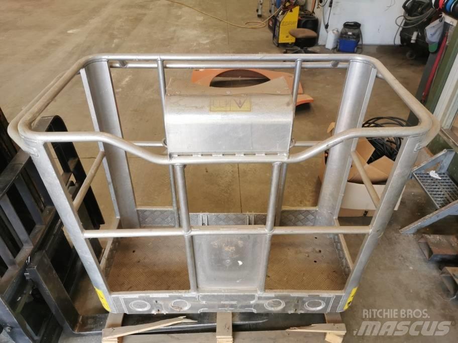 JLG X 20 J Бони і ковші