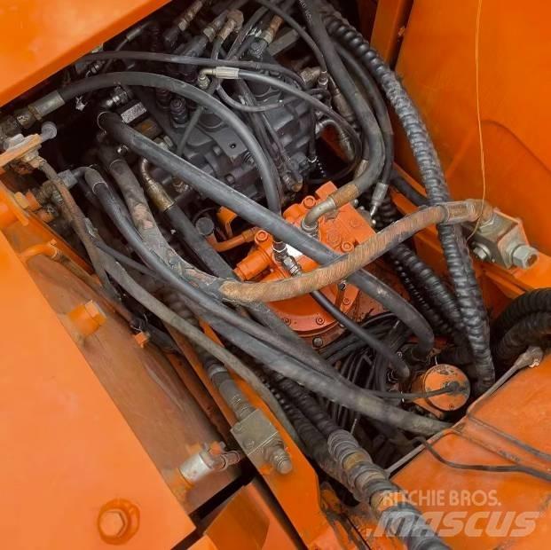 Doosan DH150W-7 Колісні екскаватори