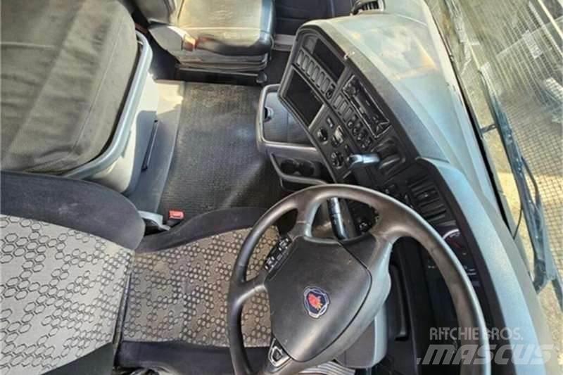 Scania R SERIES Вантажівки / спеціальні