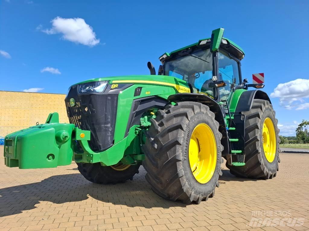 John Deere 8R410 Трактори