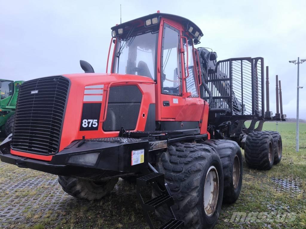 Komatsu 875 Форвардери