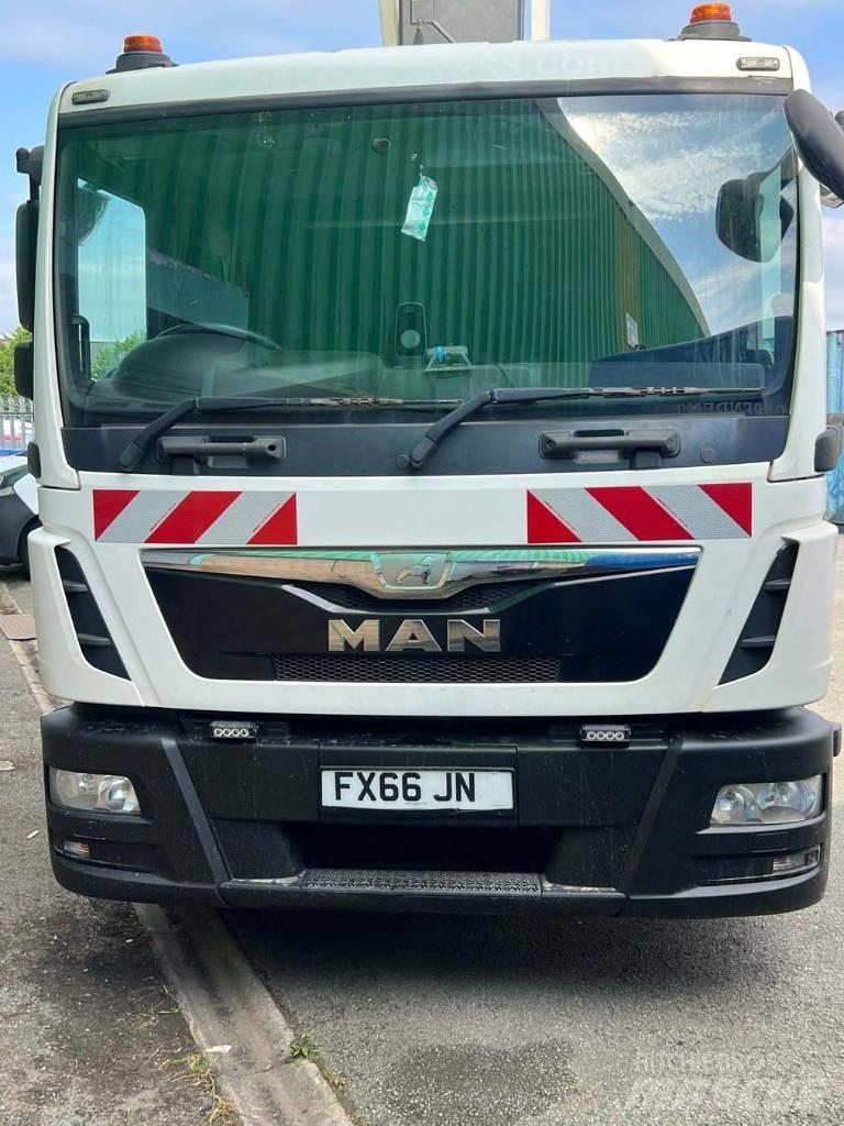 Ruthmann T 330 Автовишки на базі вантажівки