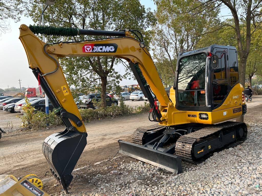 XCMG XE60DA Середні екскаватори 7т. - 12т.