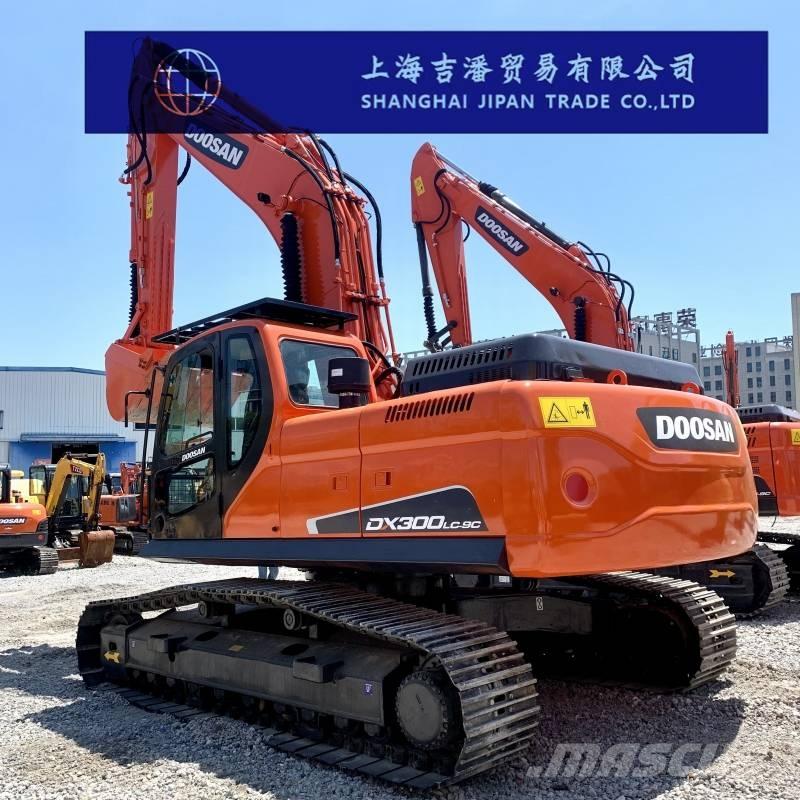 Doosan DX 300 Гусеничні екскаватори