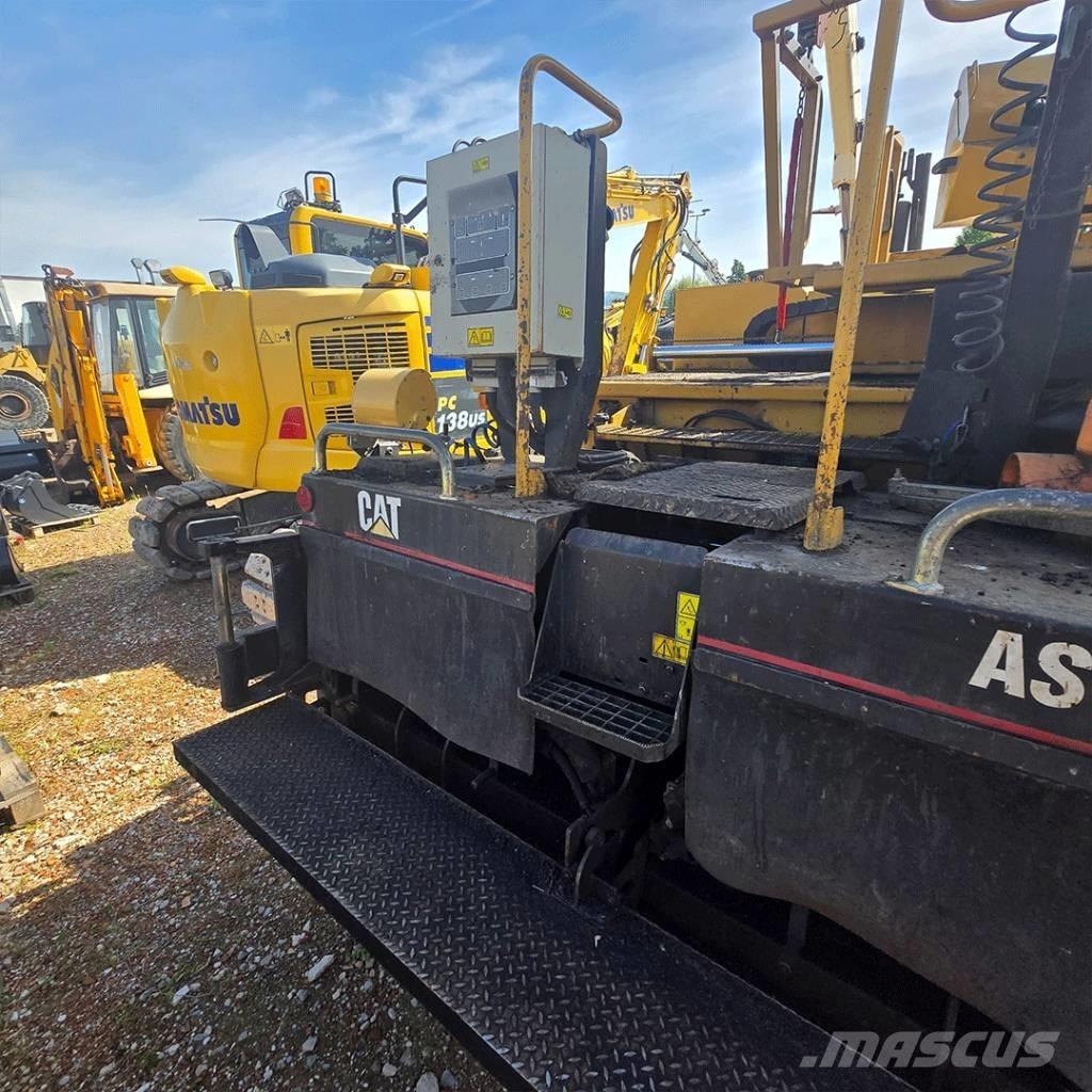 CAT AP 600 Асфальтовкладачі