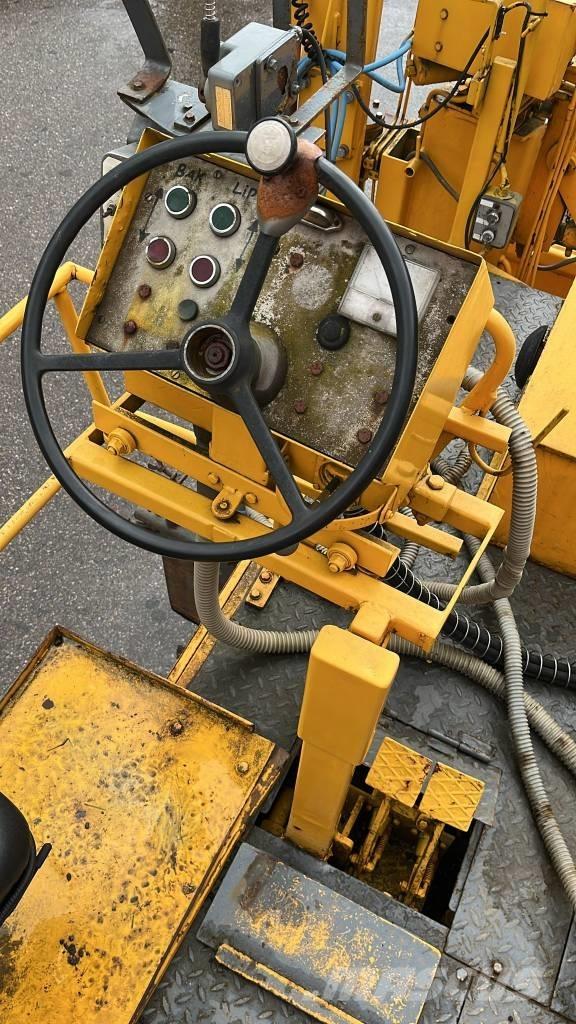 Demag SF 120 P Асфальтовкладачі