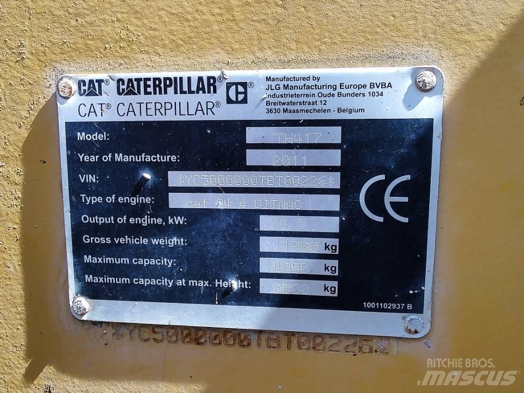 CAT TH 417 Телескопічні навантажувачі