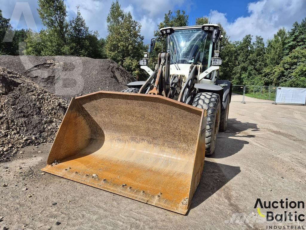 Volvo L 90 Фронтальні навантажувачі